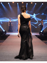 Archana Kochhar - The Elegant sequins black gown